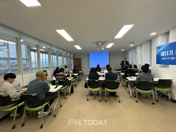 [사진=전라남도 해양수산과학원 강진지원 귀어학교 제공]