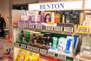 벤튼, 시코르 홍대 2호점 입점... 인기제품 토너패드, 수분크림, 속눈썹... - 뉴스 썸네일 이미지