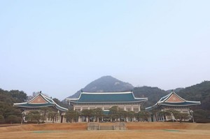 청와대, 블룸버그 ‘AI 국민배당’ 보도에 강력 항의… 증시 혼란에 삼성전자 노조 파업까지 겹쳐